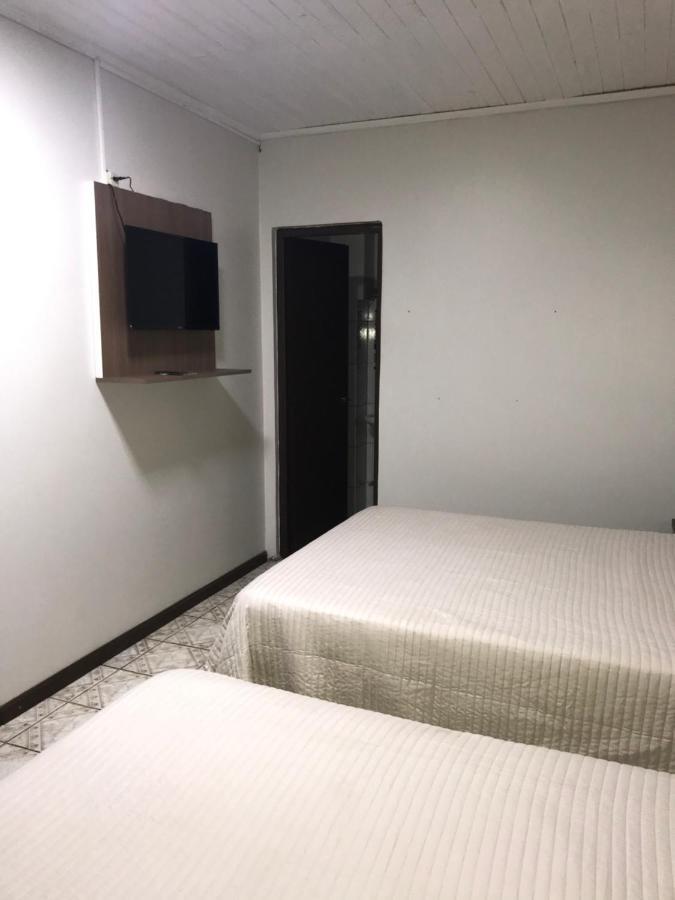 Hotel Mola Puerto Iguazu Luaran gambar