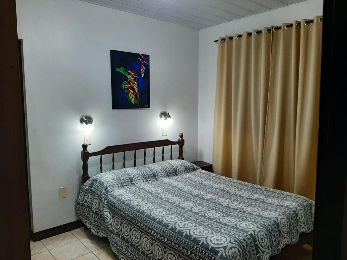Hotel Mola Puerto Iguazu Luaran gambar