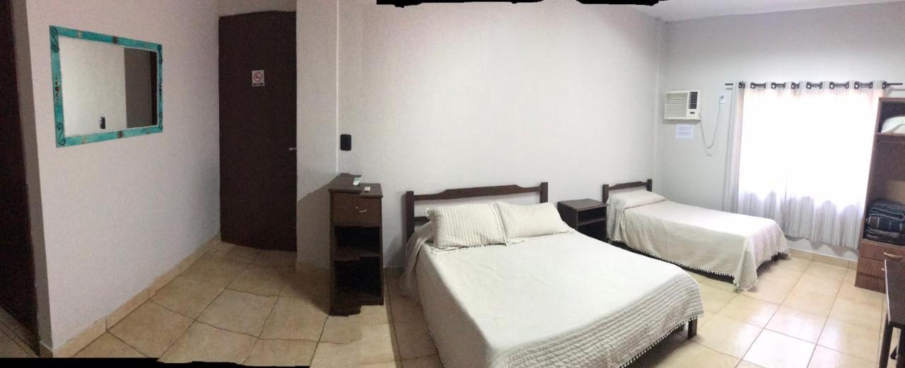 Hotel Mola Puerto Iguazu Luaran gambar